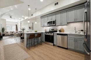 949 Summit Ave #2 - Photo 1 of 1