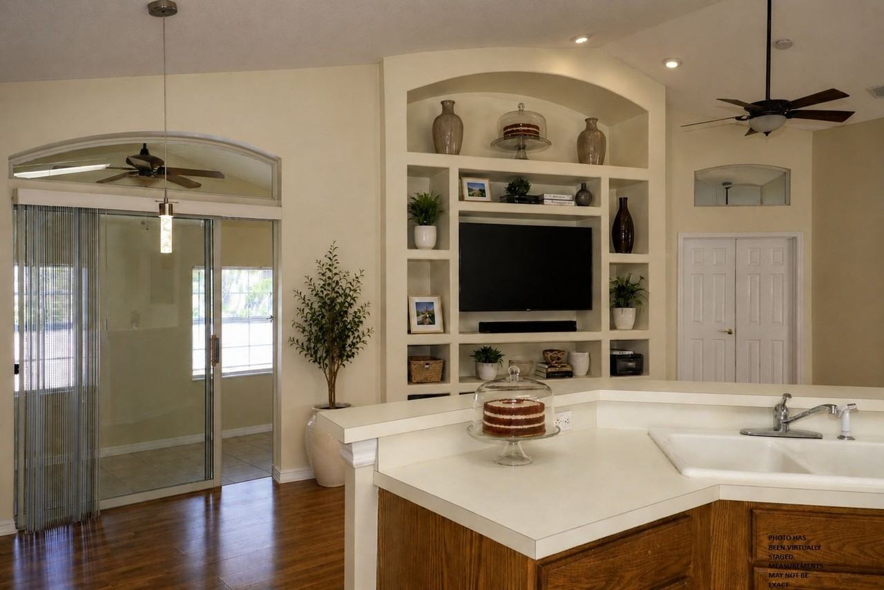 132 Azalea Dr - Photo 7 of 37