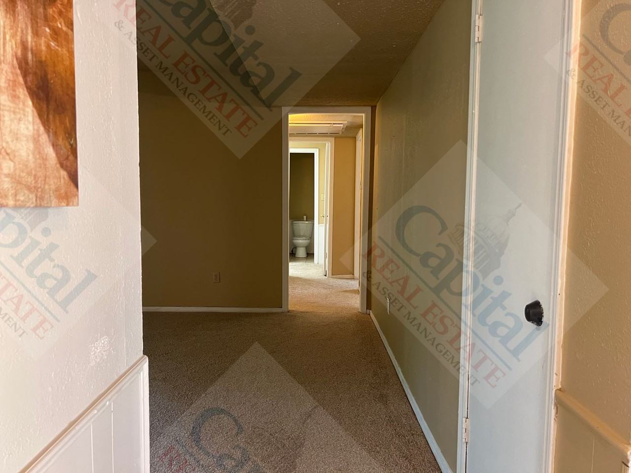 1715 E Lindsey St #2 - Photo 4 of 32