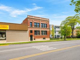 featured image of 1670 W Pratt Blvd #2
