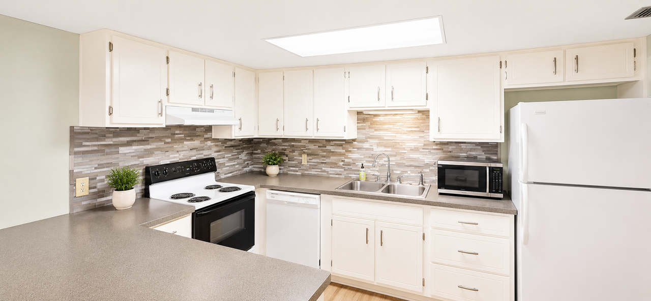 711 Springer Dr #1 - Photo 4 of 10