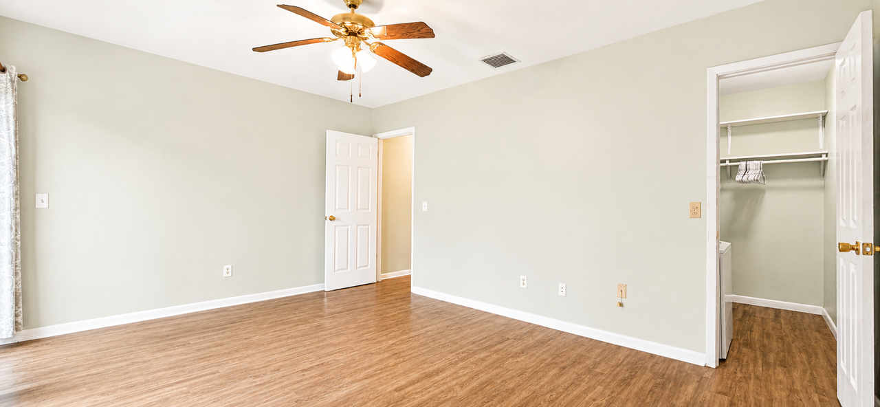 711 Springer Dr #1 - Photo 7 of 10