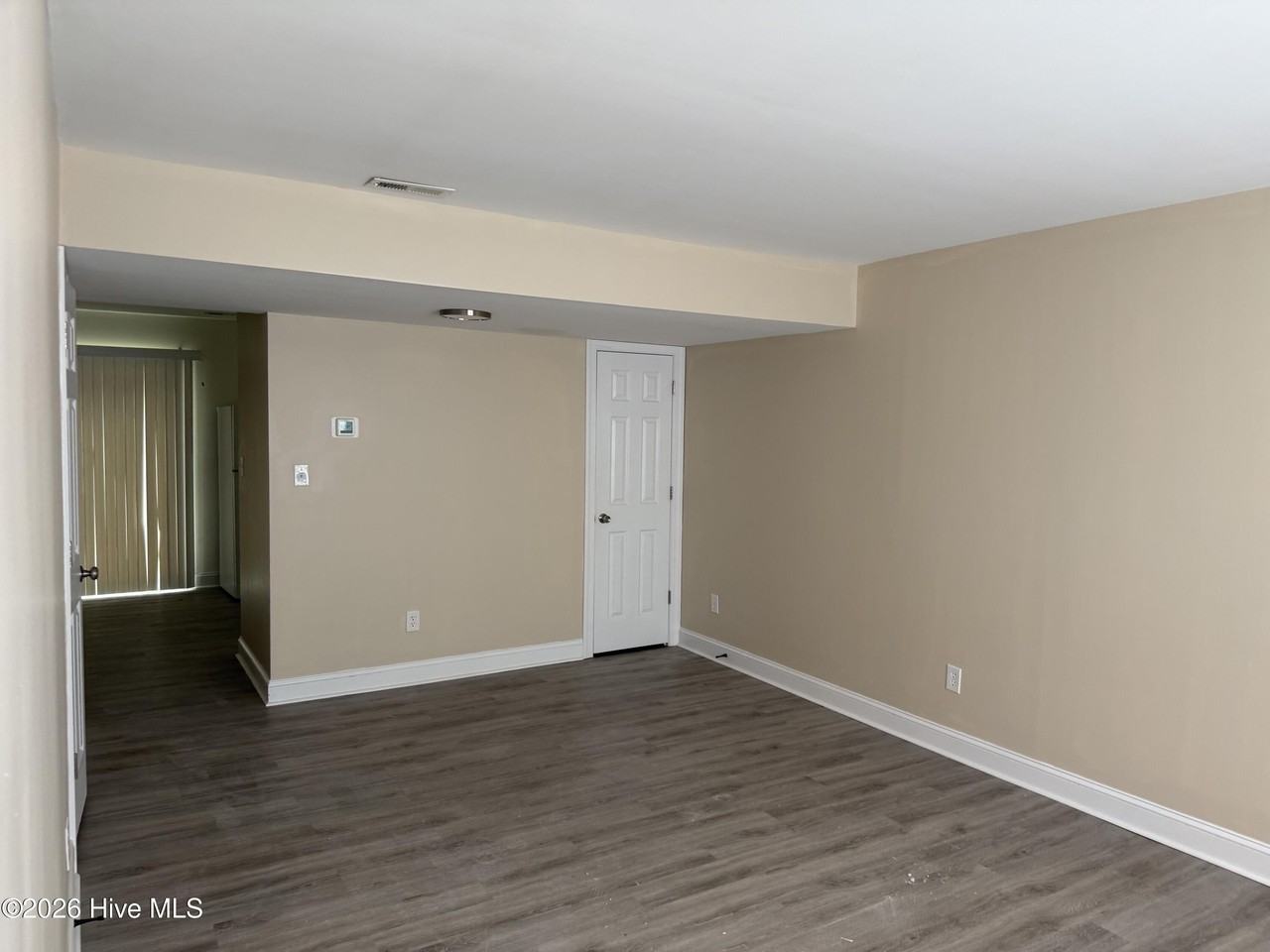 3810 Symi Cir - Photo 2 of 8