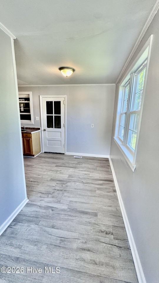425 New River Dr - Photo 4 of 9
