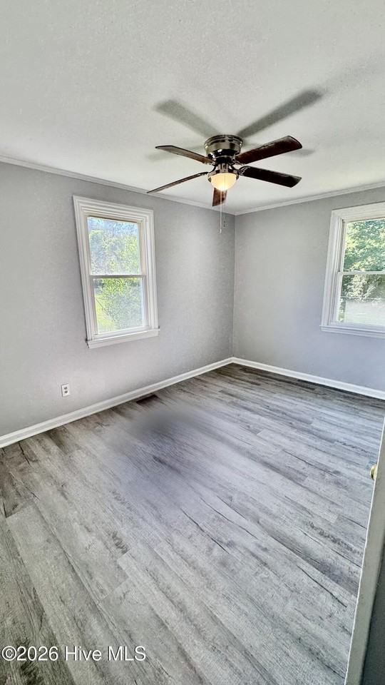 425 New River Dr - Photo 7 of 9