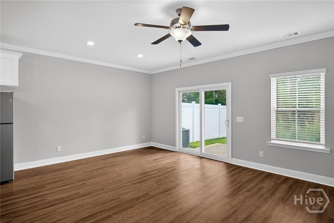 53 Dorsey Dr - Photo 5 of 37