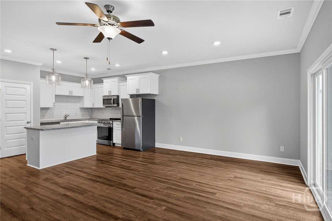 53 Dorsey Dr - Photo 6 of 37