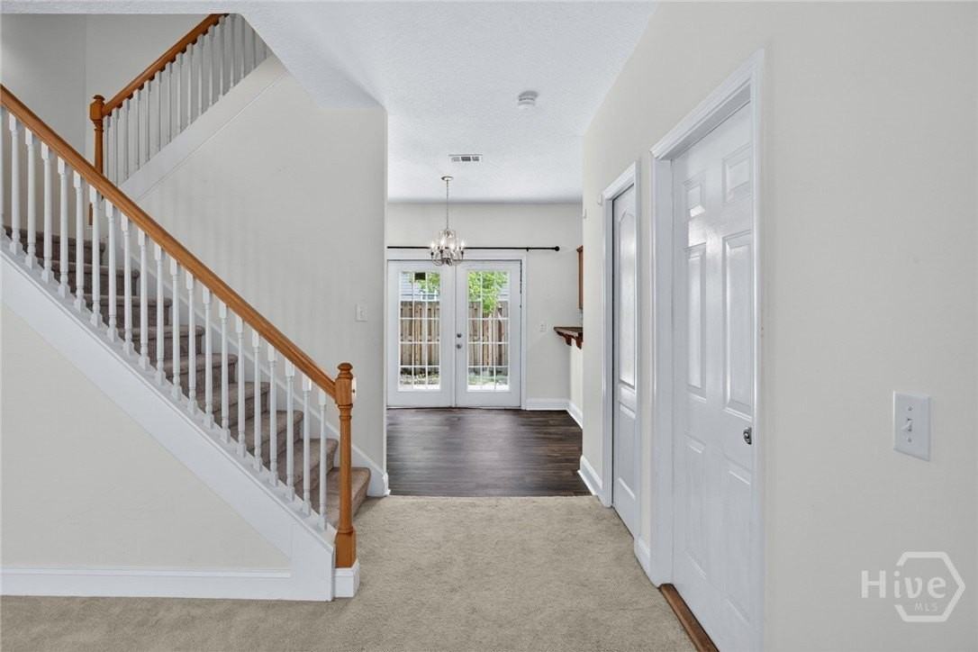 255 Cypress Pointe Dr - Photo 6 of 35