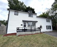 featured image of 1019 Green Ln