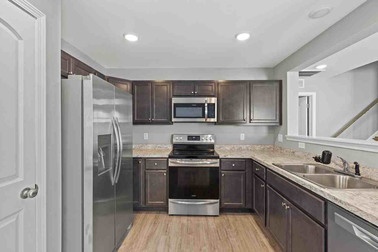 2312 Tanksley Way - Photo 5 of 12