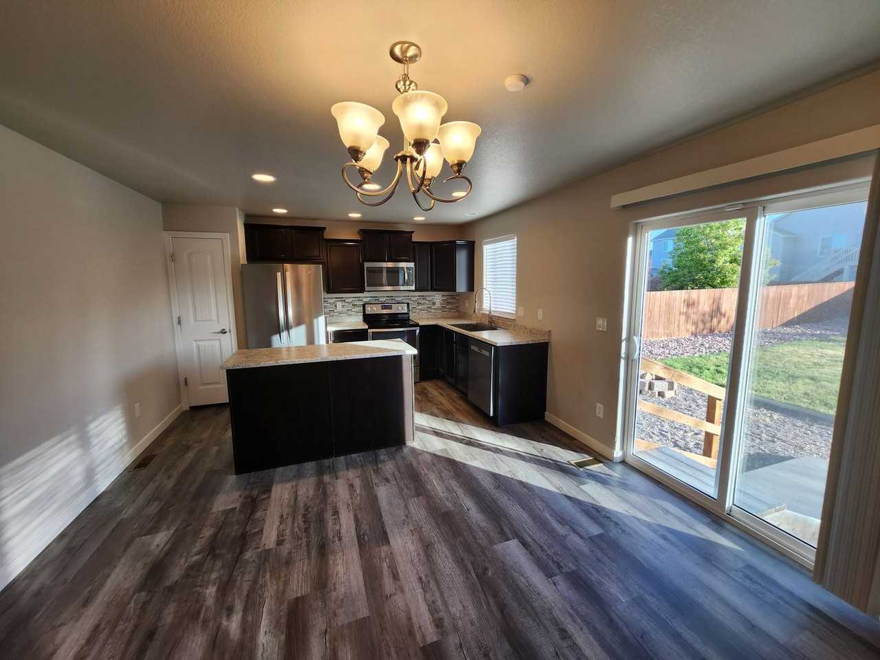 13432 Stone Valley Dr - Photo 4 of 21