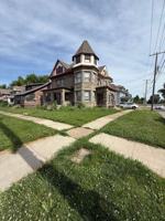 featured image of N 16th St