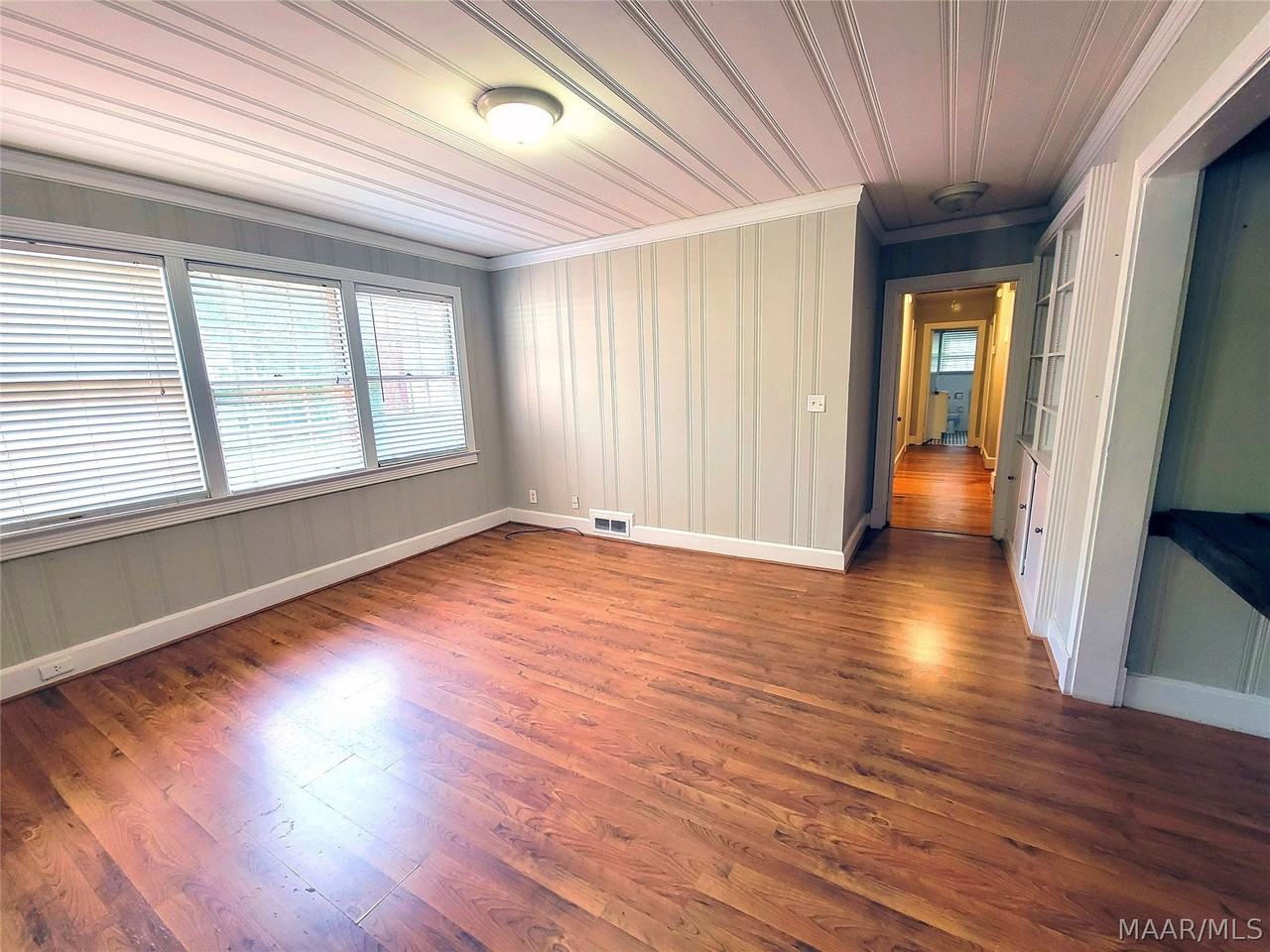 4066 Wares Ferry Rd - Photo 7 of 17
