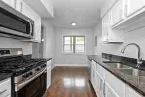 featured image of 7635 S Coles Ave