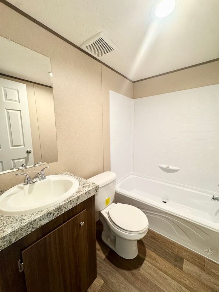 2494 Newton Rd - Photo 5 of 24
