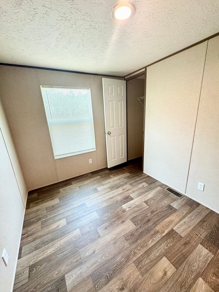 2494 Newton Rd - Photo 6 of 24