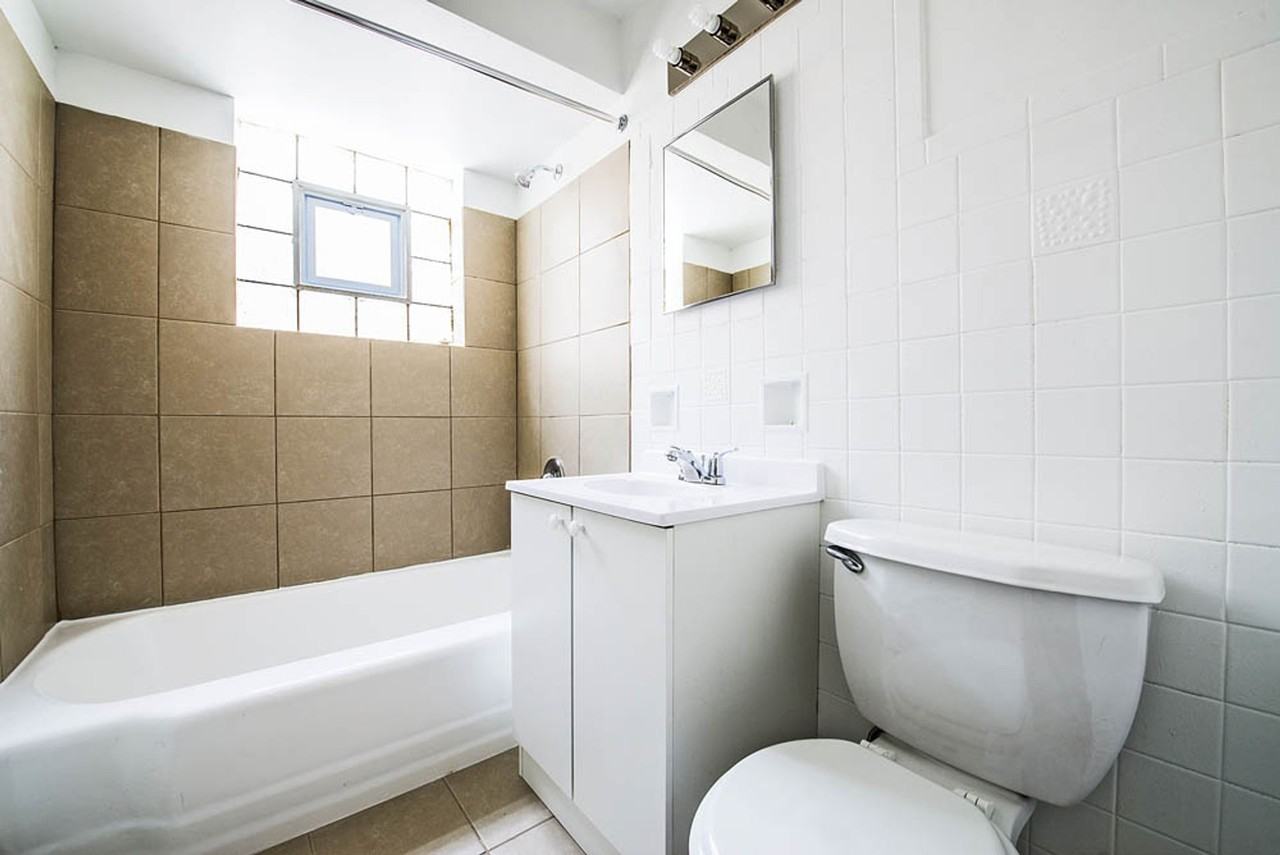 14119 S Tracy - Photo 2 of 25
