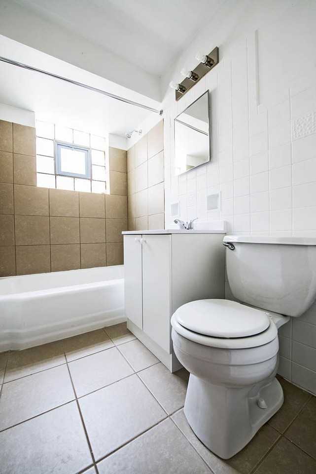 14119 S Tracy - Photo 3 of 25