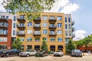 featured image of 309 E 5th St