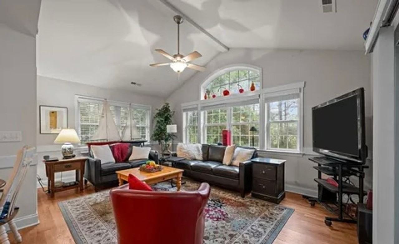 815 Pelican Dr - Photo 4 of 28