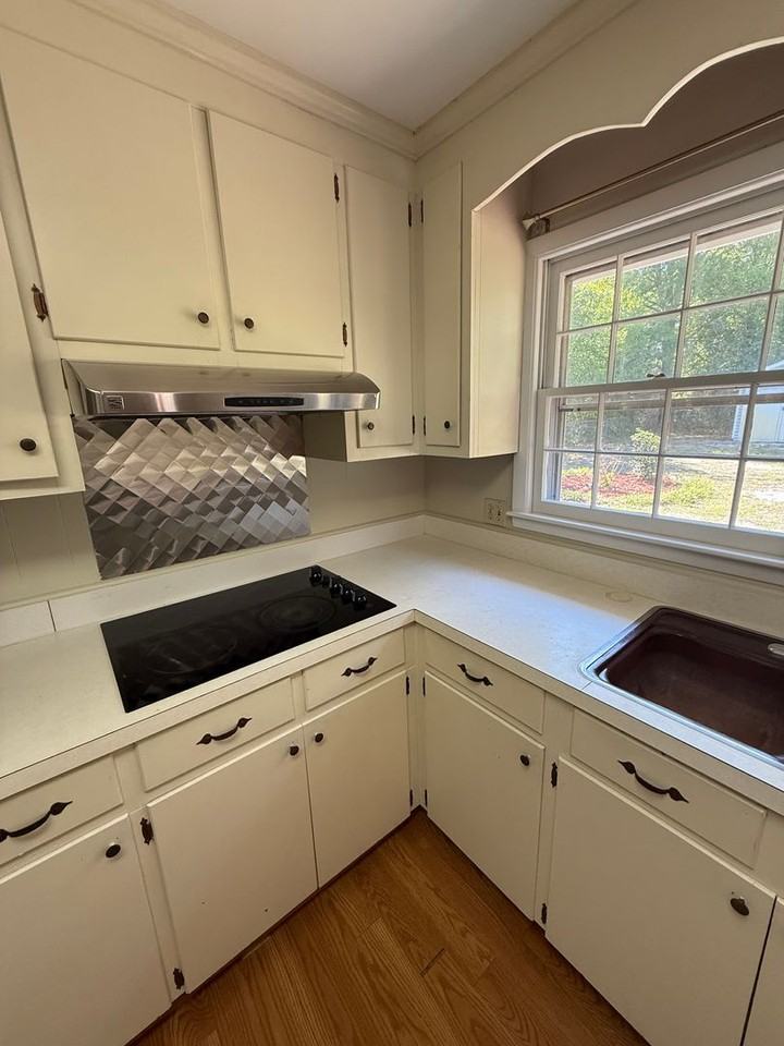 117 Windemere Rd - Photo 7 of 25