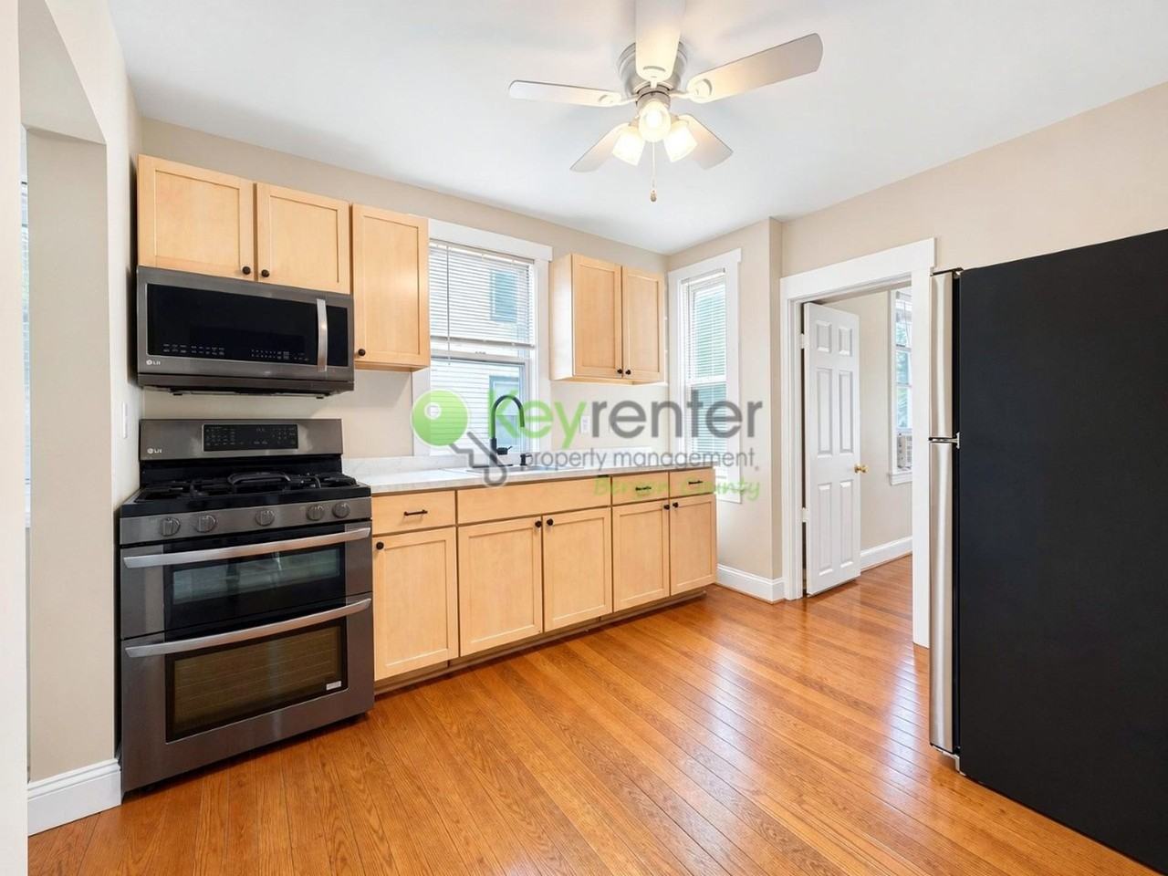 1232 Alicia Ave - Photo 2 of 13