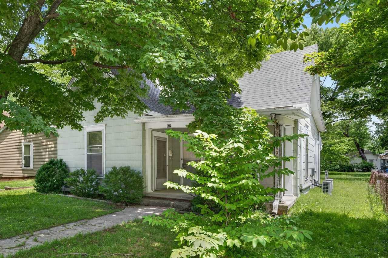 132 S Mcpherson St - Photo 2 of 26