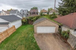 featured image of 3318 W 94th St