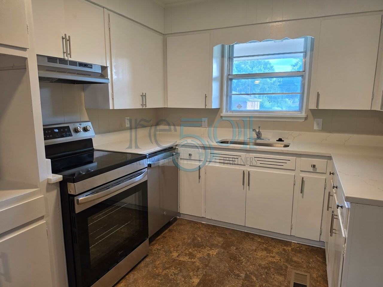 6601 Bluebird Dr - Photo 7 of 40