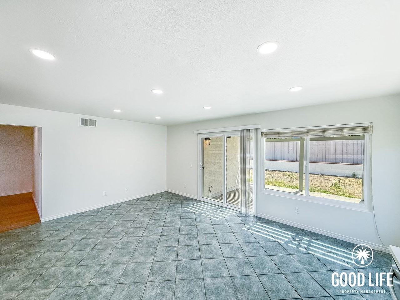 10243 Keoki St - Photo 5 of 15