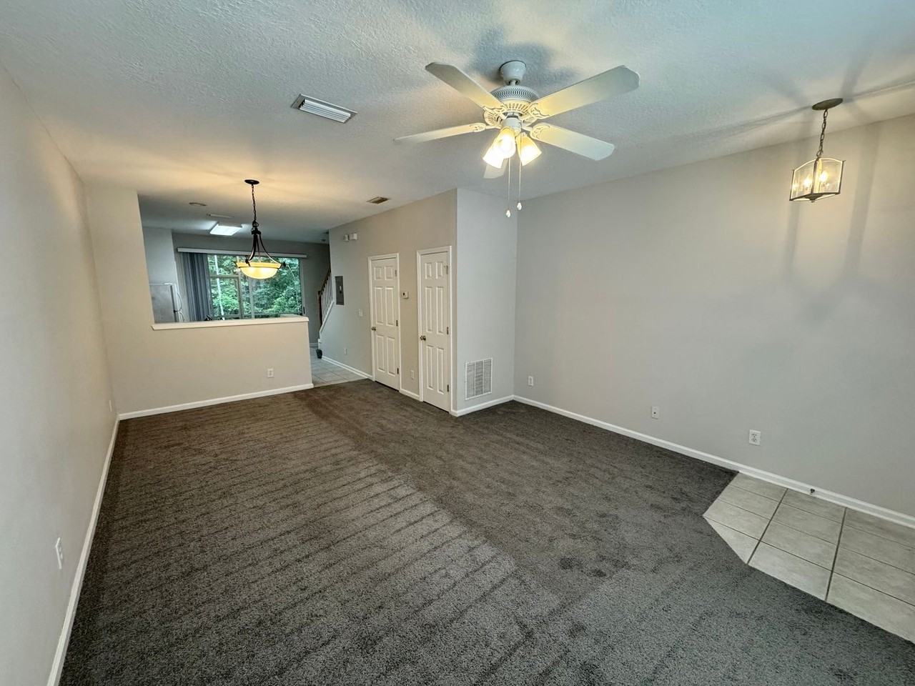 8428 Thornbush Ct - Photo 3 of 14