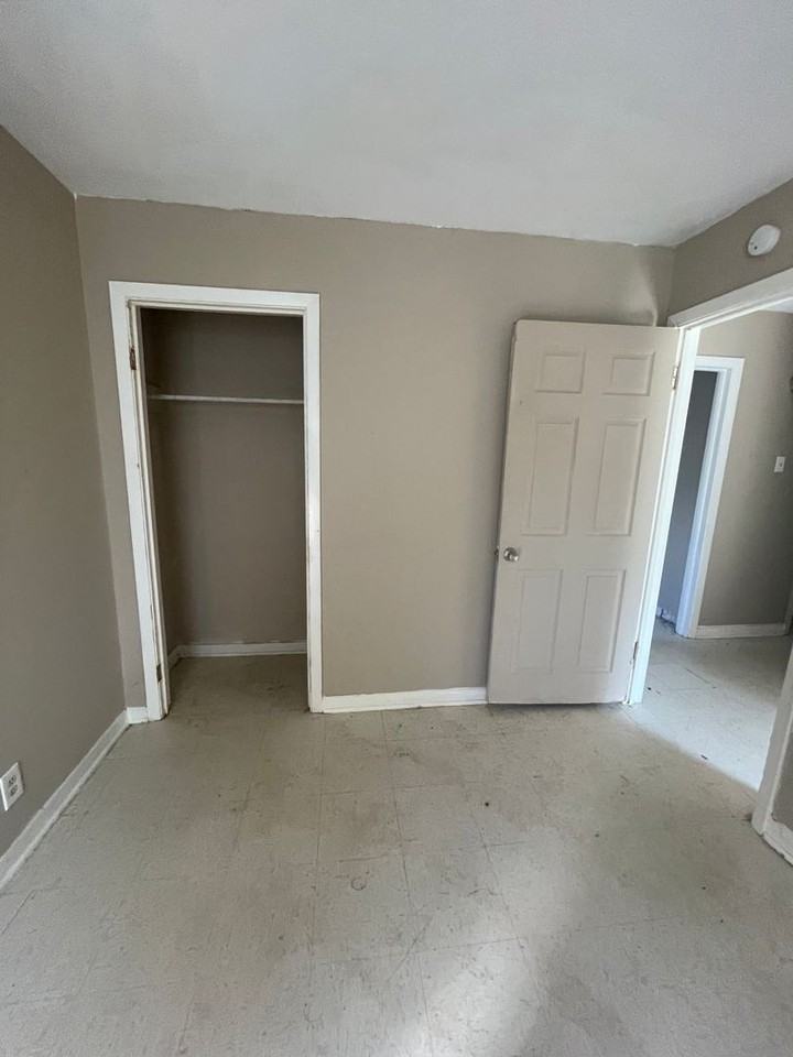 1110 Arnold Dr - Photo 5 of 7