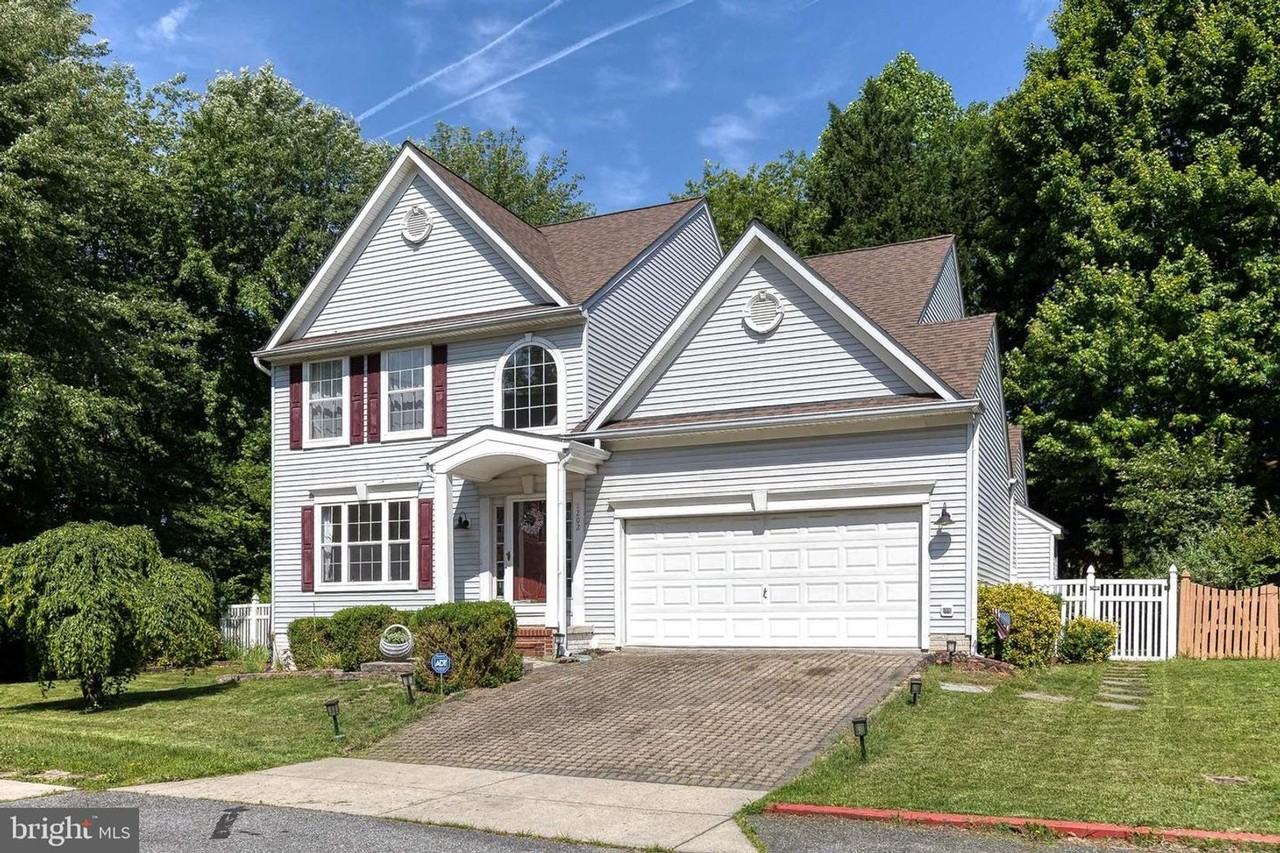 1202 Jewelweed Path - Photo 2 of 29