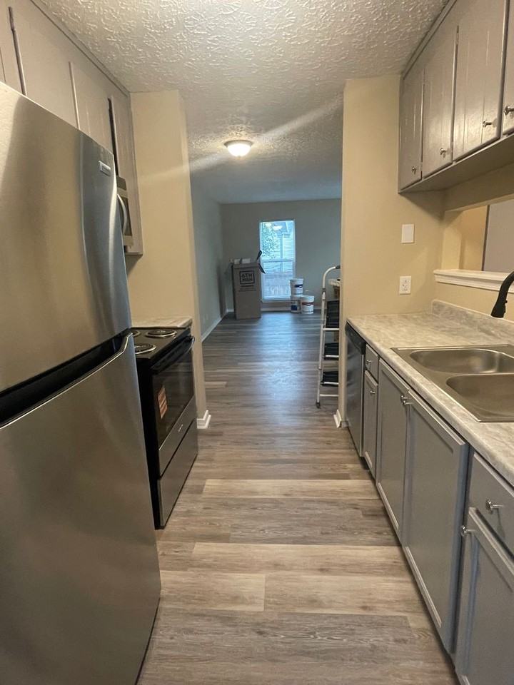 531 Amquiwood Ct - Photo 6 of 21