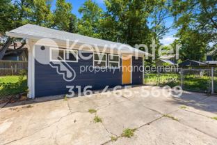 338 1/2 N Holyoke St - Photo 1 of 1