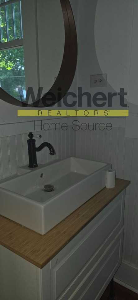 803 W Main St - Photo 3 of 16