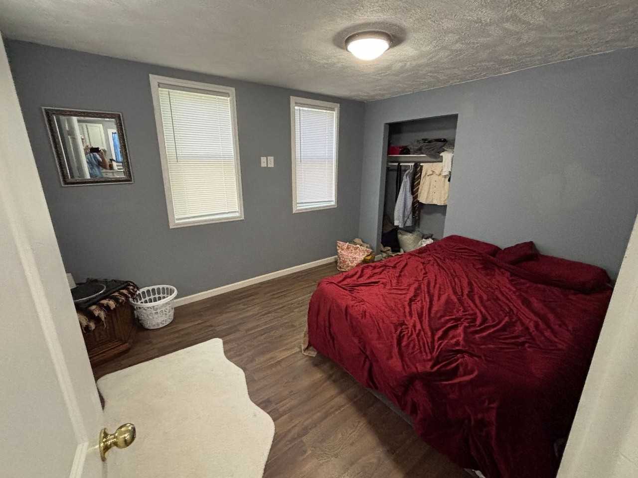 1118 S Walling Ave - Photo 3 of 4