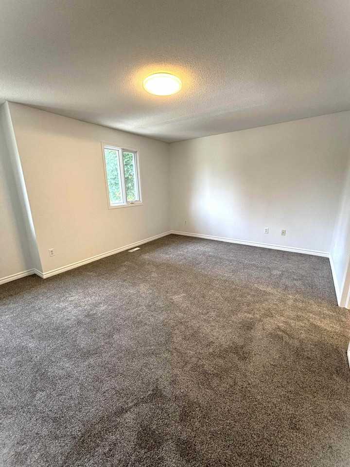 260 London Rd - Photo 7 of 17
