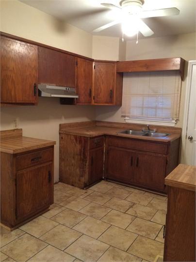 1710 W Whitney Ave #1 - Photo 2 of 12