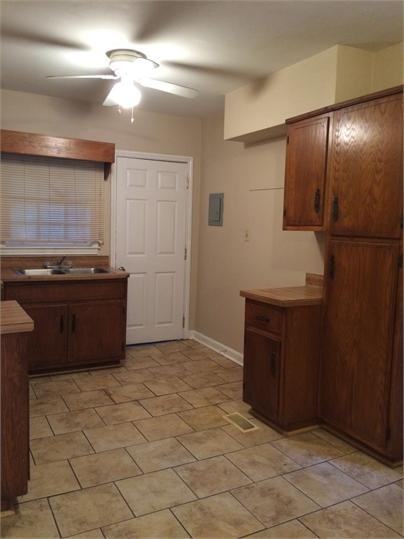 1710 W Whitney Ave #1 - Photo 3 of 12