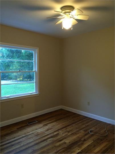 1710 W Whitney Ave #1 - Photo 6 of 12