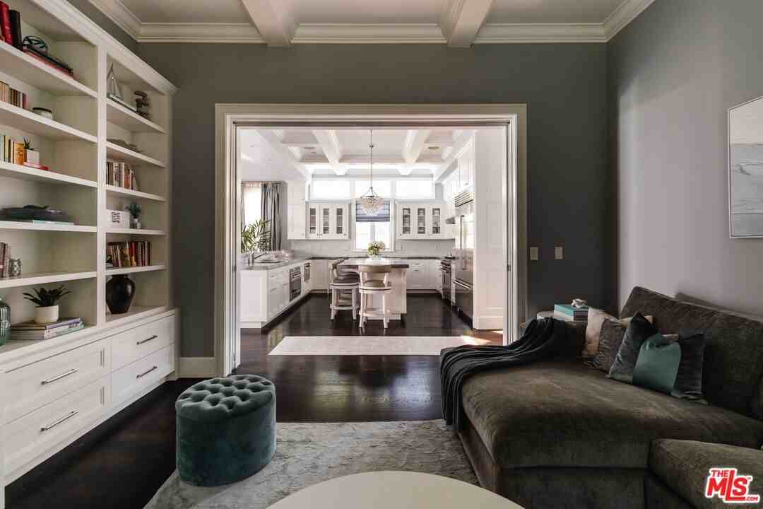 356 E Rustic Rd - Photo 2 of 8
