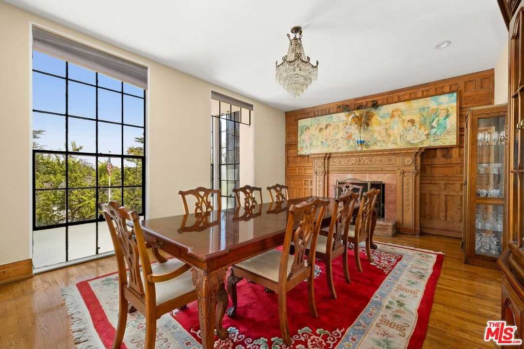 333 Dalehurst Ave - Photo 5 of 8