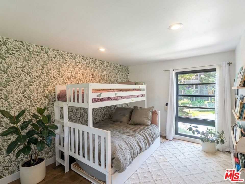 7765 W 91st St #F - Photo 4 of 8