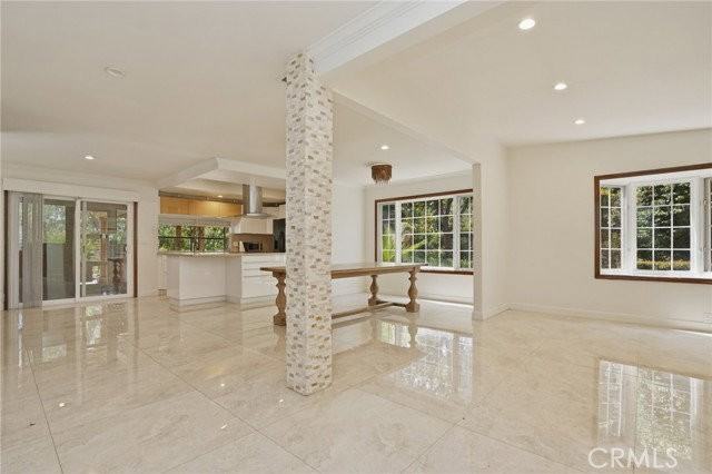 16682 Oakhurst Cir - Photo 5 of 8