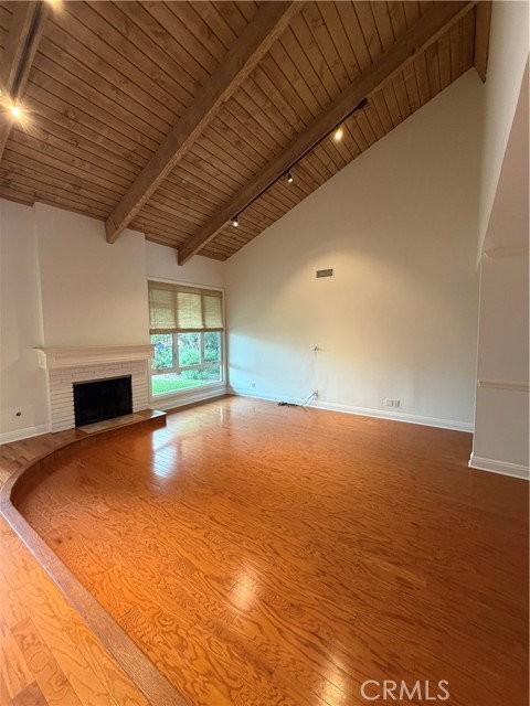 24961 El Caballo St - Photo 3 of 8
