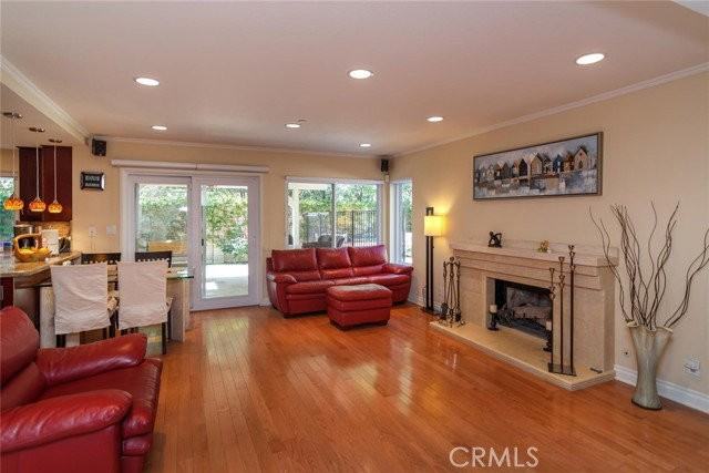 7019 Woodstone Pl - Photo 6 of 8