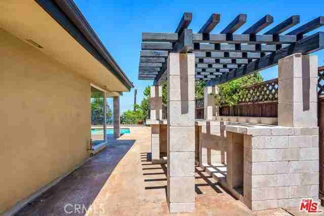 3446 Alginet Dr - Photo 3 of 8