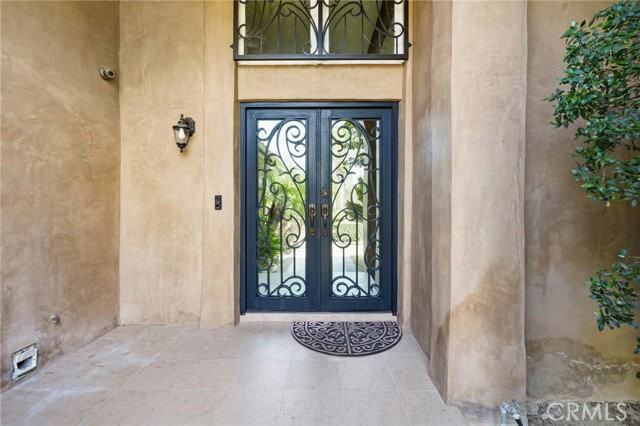 18835 Brasilia Dr - Photo 2 of 8