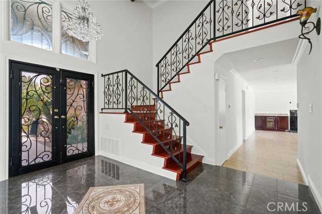 18835 Brasilia Dr - Photo 4 of 8